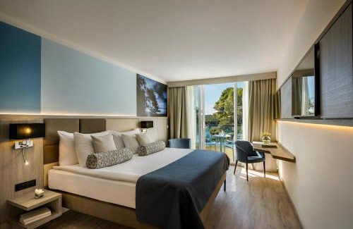 Suha Punta Hotel | Valamar Carolina Hotel & Villas