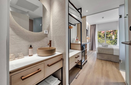 Peguera Hotel | Valentin Grand Park Suite Hotel