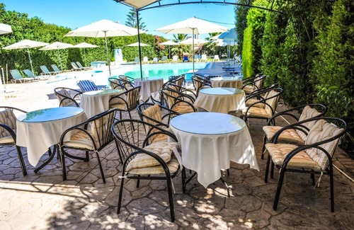 Petaloudes Hotel | Valentino Hotel