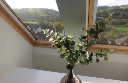 Exeter House | Valley House