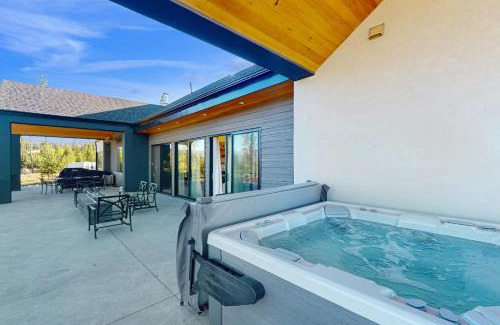 Granby House | Valley View Retreat | Main House
