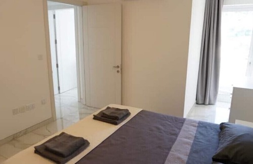 Ta' Giorni Apartment | Valley View St. Julians Flat