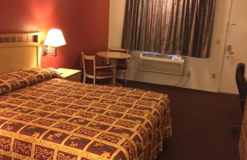 El Centro Hotel | Value Inn & Suites