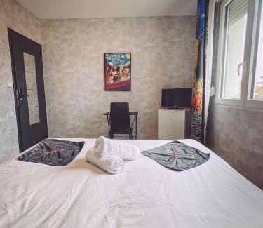 Epinal House | Van Gogh gare By Joyca Chambre privée