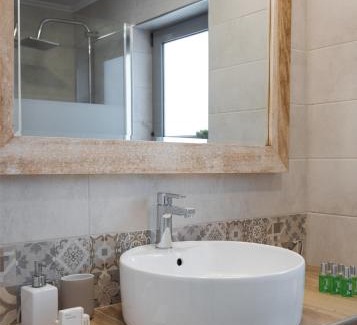 Varkiza Apartment | Varkiza Seaside Apartment