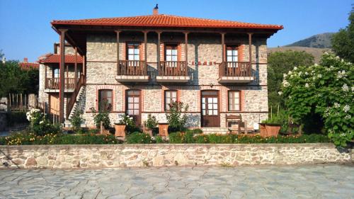 Agios Germanos Hotel | Varnous Hotel