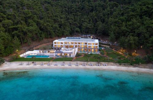 Golden Beach Hotel | Vathi Cove Luxury Resort & Spa - Adults Friendly 14 plus