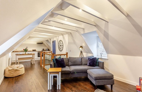 Ardersier Cottage | Vectis Cottage is located in the village of Ardersier with amazing views over the sea.