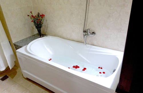 Ong Lang Hotel | Vela Phu Quoc Resort