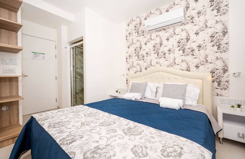 Gzira Hotel | VelaBlu Suites - Double Room