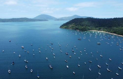 Costa Verde Boat Rental | Veleiro Tétis Ubatuba