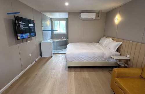 Long Jetty Hotel | Venus Resort