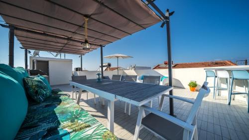 Panormos Apartment | Veranda Panormo