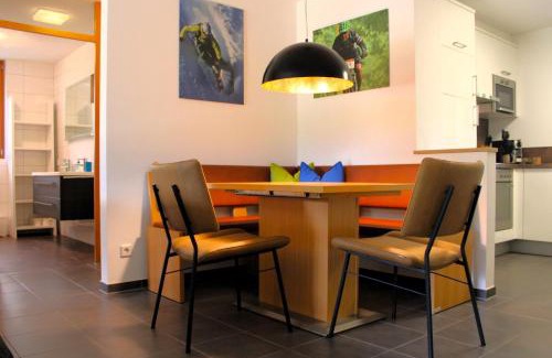 Tschagguns Apartment | Verwall 1 Garten FeWo by Alpenfeder