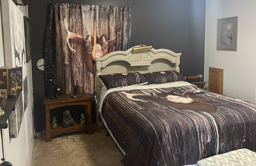 Faulkton House | Very clean comfortable rural living
