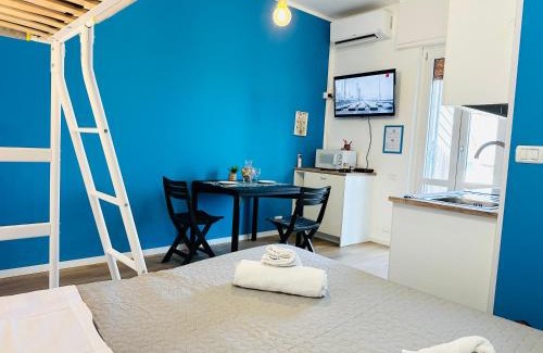 Riva Ligure Apartment | Very close to the beach Terrace with a sea view