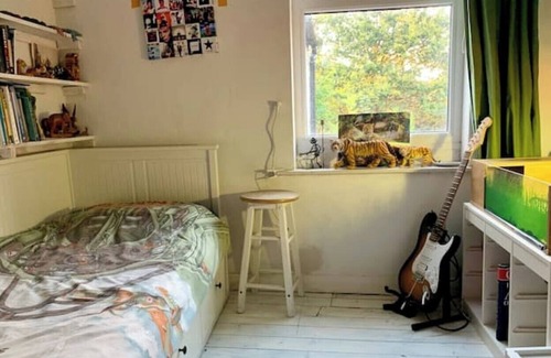 Markhouse House | Very Comfortable Family Home in East London
