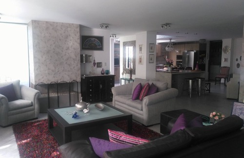 Quito Apartment | Very spacious and fully equipped. Long Term Rental. Colinas de Pichincha.