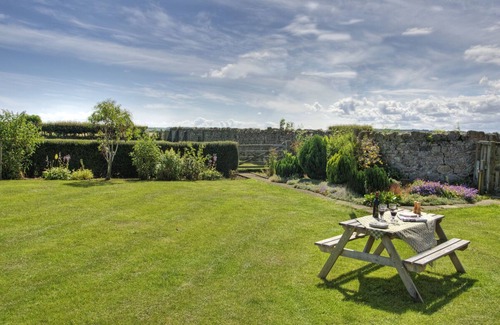 Belford Cottage | Very spacious living area & large secure garden, dog friendly