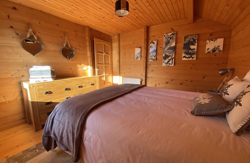 Chaparon House | VERY, VERY close to cycle path and Lake Annecy