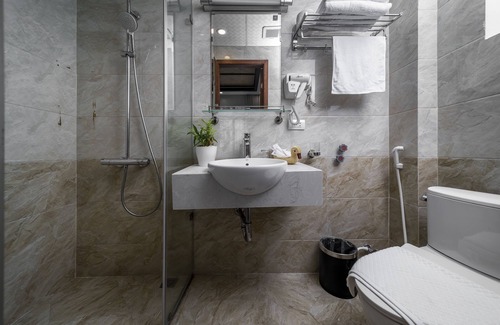Hoan Kiem Hotel | Veshia Hotel & Spa