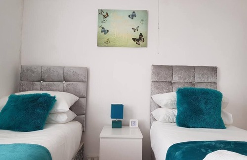 Colchester Apartment | Vetrelax Colchester Deluxe Apartment