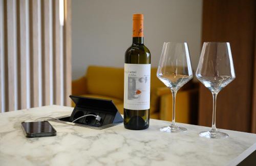 Castelbuono Apartment | Vetriera41