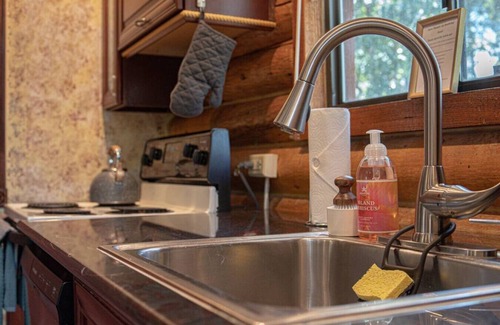 Pine Cabin | Vevee's Pine A-Frame Retreat
