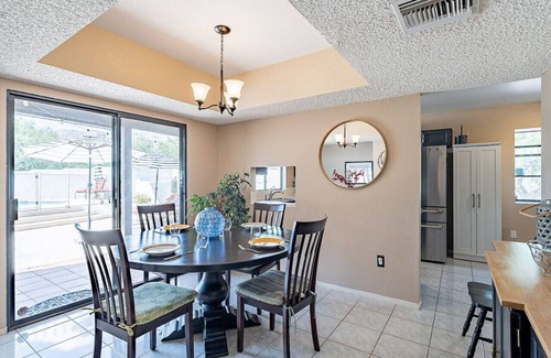 Catalina Madre House | Via Madre (Alexis & Jason)