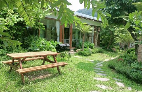 Soc Son Villa | Vianrockhill homestay - Venuestay