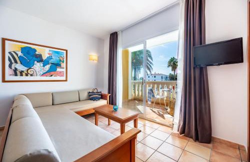 Sa Caleta Apartment | Vibra Blanc Palace Aparthotel