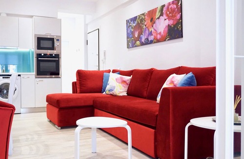 Pangrati Apartment | Vibrant & Cozy Apt in Athens