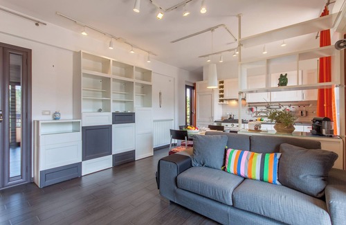 Picanello-Ognina-Barriera-Canalicchio Apartment | Vicere Apartment With AC and Wi-fi