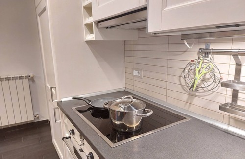 Picanello-Ognina-Barriera-Canalicchio Apartment | Vicere Apartment With AC and Wi-fi