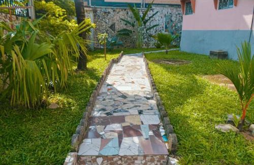 Douala Apartment | Vicky Appartements Palmengarten Douala Maképè Belavie