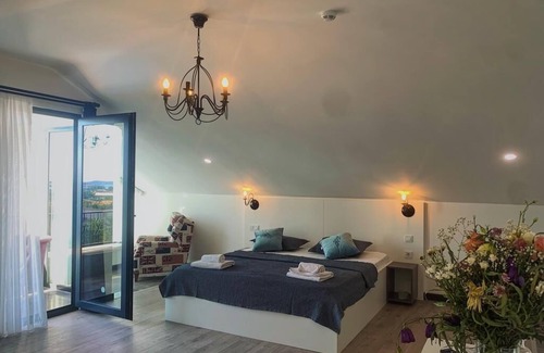 Foca Hotel | Victoria Hotel and Lounge