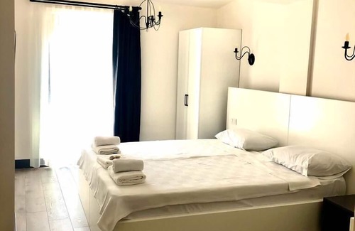 Foca Hotel | Victoria Hotel and Lounge