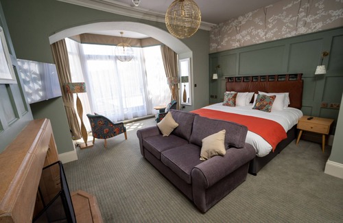 Menai Bridge Hotel | Victoria Hotel Menai Bridge