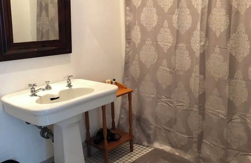 Barnstable Bed & Breakfast | Victorian by the Sea - Marble Suite at Beechwood Manor