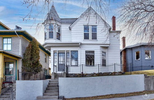 Helena House | Victorian Charmer near downtown Helena
