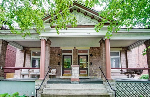 Franklin Park House | Victorian downtown home in Olde Towne East