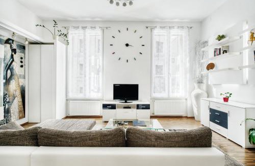 Donji Grad Apartment | Vicus Apartment by Irundo