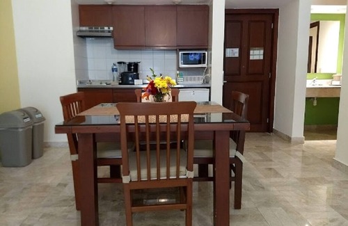 Puerto Juarez Resort | VIDANTA-2 Bed 2 Bath Grand Mayan-A resort Jungle Paradise Built for Luxury!