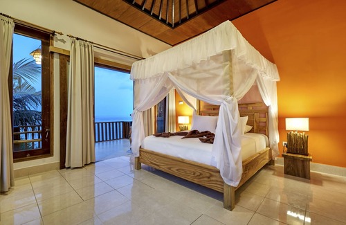 Amed Hotel | Vienna Beach Resort