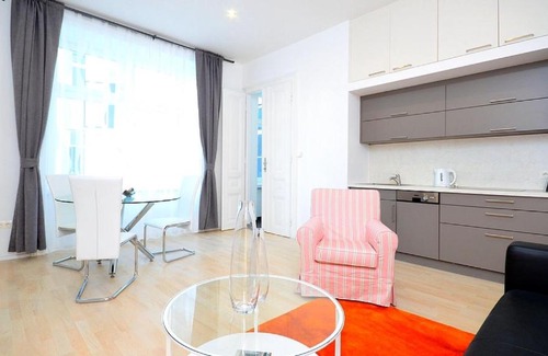 Josefstadt Apartment | Vienna Residence, Alsergrund - AKH