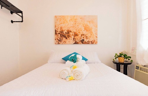 Isabel II House | Vieques Tropical Guest House - Room 1 / Punta Arenas