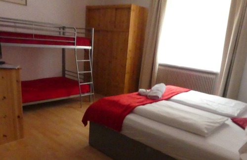 Bad Kleinkirchheim Cottage | Vierbettzimmer, Dusche, WC, Standard - Hotel Kirchenwirt