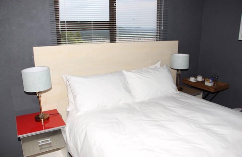 Nelspruit Cabin | View Inn Exclusive Lodge