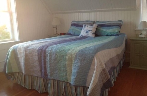 Campground Landing Cottage | Views Of Cape Cod Bay at Campground Beach, A/C, Heat, Wifi, Outdoor Shower
