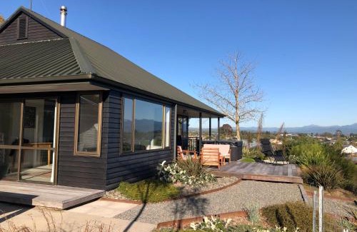 Blenheim House | Views over Blenheim - Blenheim Holiday Home